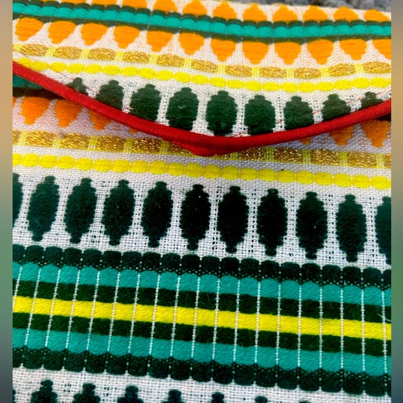 Handmade beautiful embroidery work Side bag - Picture 3 of 10